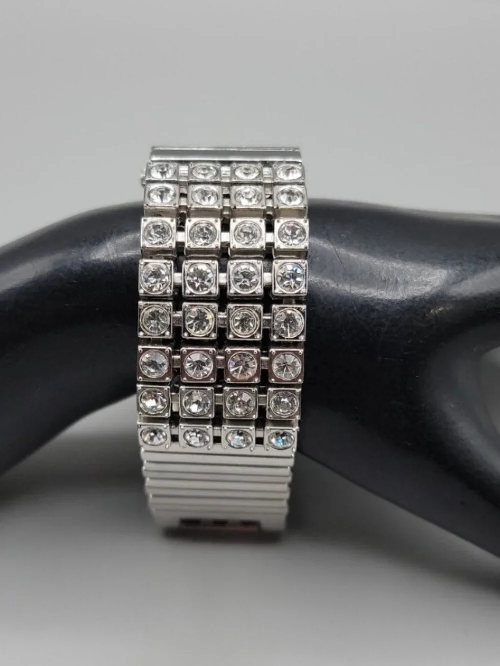 Vintage Da Vanci Rhinestone Encrusted Ladies Quartz Watch 24mm 7